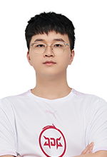 曼在防守端 曼在防守端